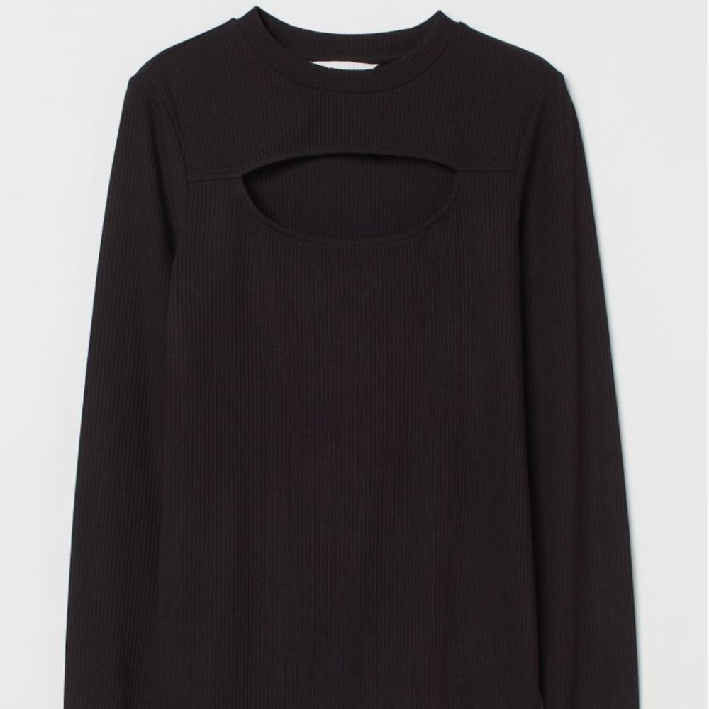 NWT MAMA Ribbed Cut-out Top